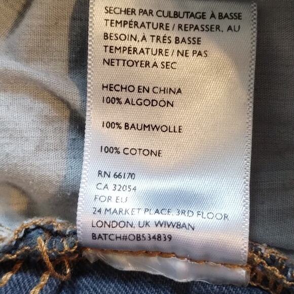 BDG Black Wash Bermuda Cutoff Mom High Rise Raw Hem Distressed Denim Shorts 25 - Picture 10 of 16